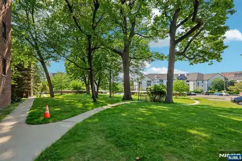 3031 Edwin Avenue 4H, Fort Lee, NJ 07024 — photo 22