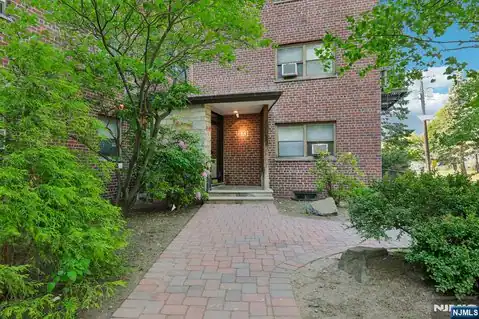 3031 Edwin Avenue 4H, Fort Lee, NJ 07024 — photo 3