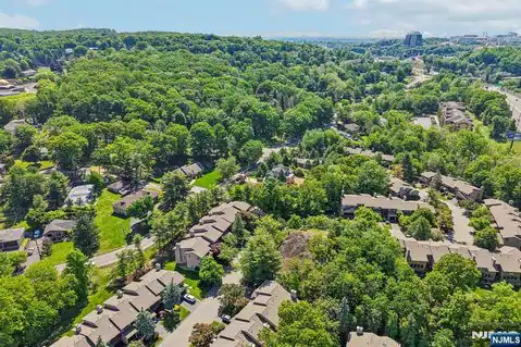 40 Woodland Drive, Woodland Park, NJ 07424 — photo 44
