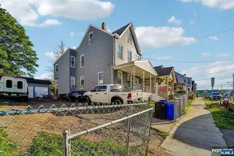 70 Genessee Avenue, Paterson, NJ 07503 — photo 4