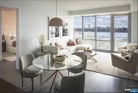 320 Adolphus Avenue 221, Cliffside Park, NJ 07010 — photo 2