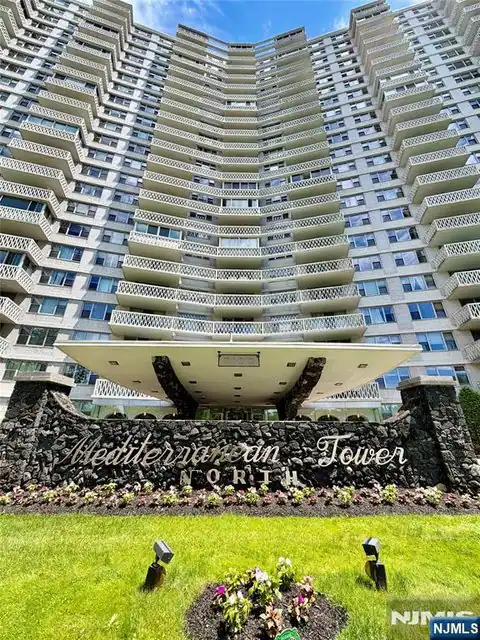 2100 Linwood 4P, Fort Lee, NJ 07024 — photo 23