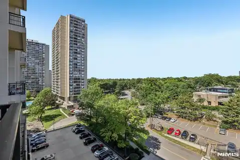 3 Horizon Road 1021, Fort Lee, NJ 07024 — photo 10