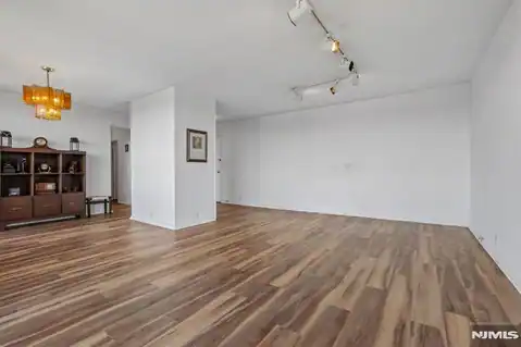 3 Horizon Road 1021, Fort Lee, NJ 07024 — photo 4