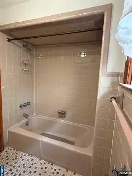 225 Front Street Ground Floor, Secaucus, NJ 07094 — photo 10