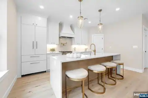 188 Broadway 2, Woodcliff Lake, NJ 07677 — photo 10