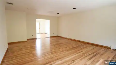 206 New York Avenue 2, Fort Lee, NJ 07024 — photo 5