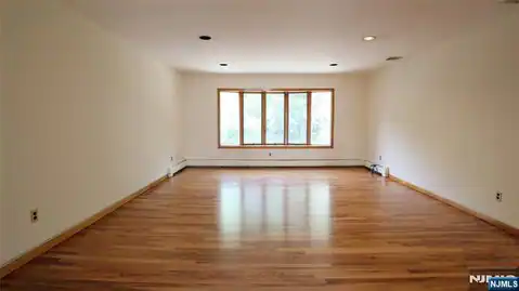 206 New York Avenue 2, Fort Lee, NJ 07024 — photo 6