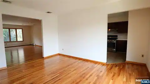 206 New York Avenue 2, Fort Lee, NJ 07024 — photo 9