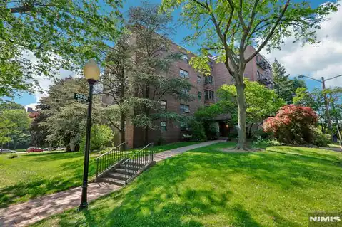 3031 Edwin Avenue 4H, Fort Lee, NJ 07024 — photo 34