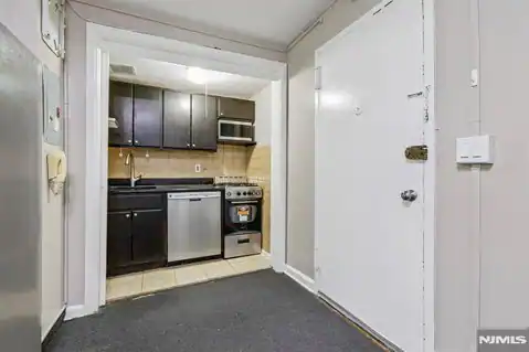 3031 Edwin Avenue 4H, Fort Lee, NJ 07024 — photo 48