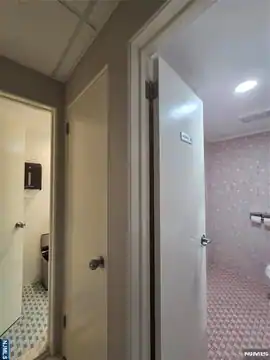 661 Palisade, Englewood Cliffs, NJ 07632 — photo 23