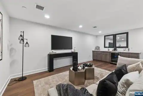 10 Gabriel Court, Paramus, NJ 07652 — photo 33