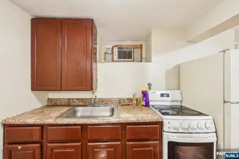108 E Main Street, Paterson, NJ 07522 — photo 18