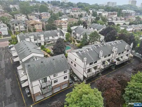 1447 John Street, Fort Lee, NJ 07024 — photo 23