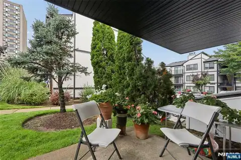 1447 John Street, Fort Lee, NJ 07024 — photo 9