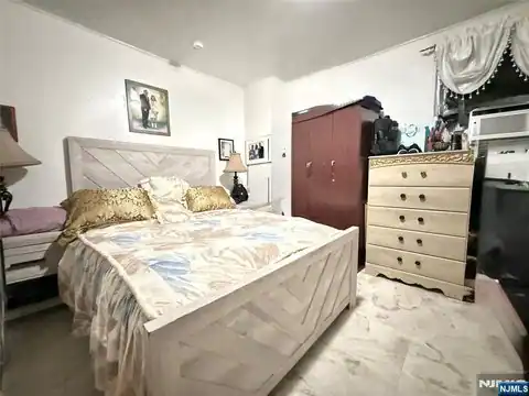 615 Summit Avenue, Union City, NJ 07087 — photo 12