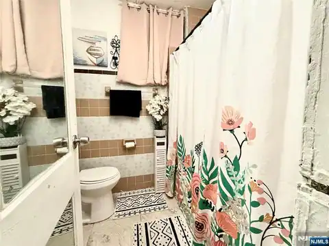 615 Summit Avenue, Union City, NJ 07087 — photo 15