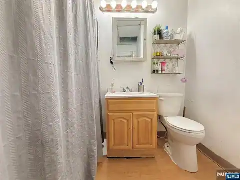 615 Summit Avenue, Union City, NJ 07087 — photo 35