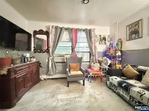 615 Summit Avenue, Union City, NJ 07087 — photo 5
