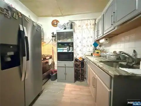 615 Summit Avenue, Union City, NJ 07087 — photo 7