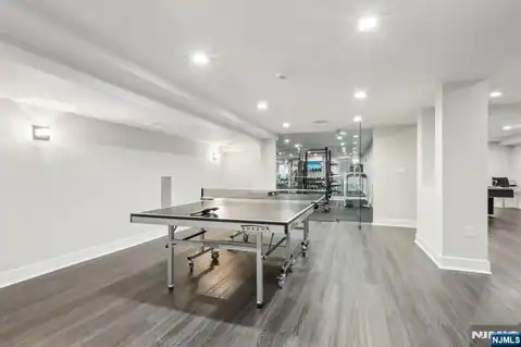 63 Roberts Road, Englewood Cliffs, NJ 07632 — photo 28