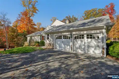 5 Winding Way, Saddle River, NJ 07458 — photo 25