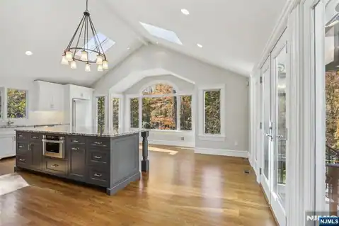 5 Winding Way, Saddle River, NJ 07458 — photo 6