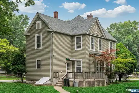 7 Hardenburgh Avenue, Demarest, NJ 07627 — photo 10