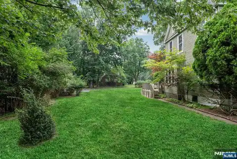 7 Hardenburgh Avenue, Demarest, NJ 07627 — photo 5
