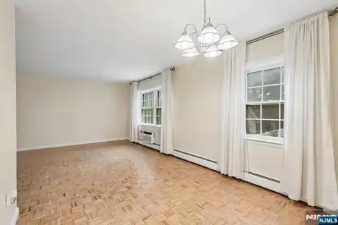 135-167 S Maple Avenue 143 B, Ridgewood, NJ 07450 — photo 12