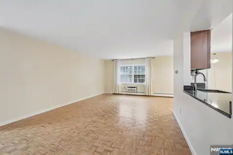 135-167 S Maple Avenue 143 B, Ridgewood, NJ 07450 — photo 8