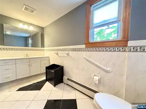 500 Jefferson Street, Carlstadt, NJ 07072 — photo 24