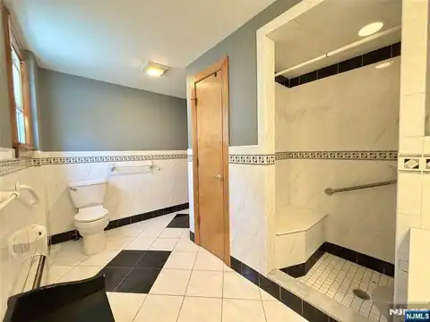 500 Jefferson Street, Carlstadt, NJ 07072 — photo 25