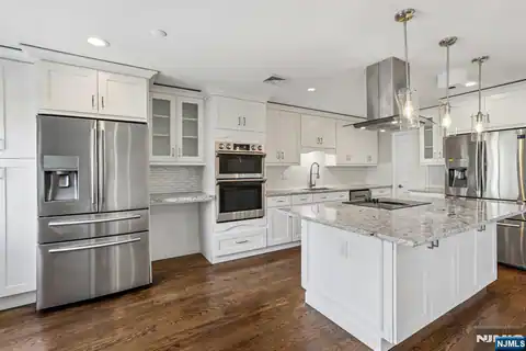 10 Wadsworth Court, Teaneck, NJ 07666 — photo 19