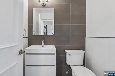 10 Wadsworth Court, Teaneck, NJ 07666 — photo 23