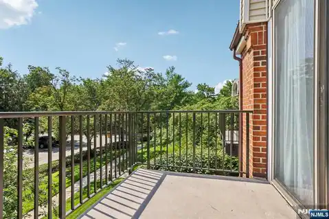 10 Wadsworth Court, Teaneck, NJ 07666 — photo 34