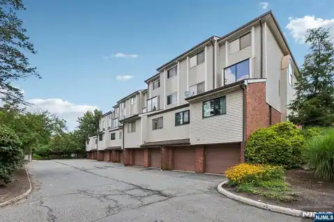 10 Wadsworth Court, Teaneck, NJ 07666 — photo 36