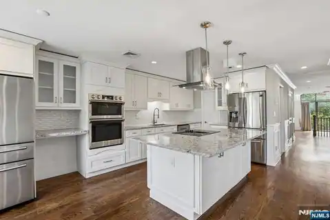 10 Wadsworth Court, Teaneck, NJ 07666 — photo 4