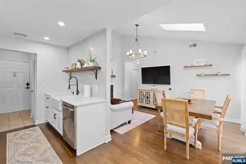 555 Riverside Avenue 12, Rutherford, NJ 07070 — photo 11