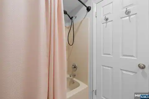 555 Riverside Avenue 12, Rutherford, NJ 07070 — photo 16