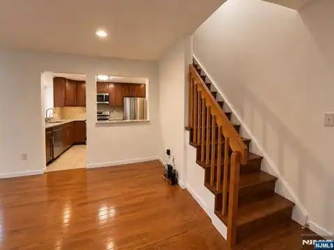 555 Ridge Lane, Fort Lee, NJ 07024 — photo 19