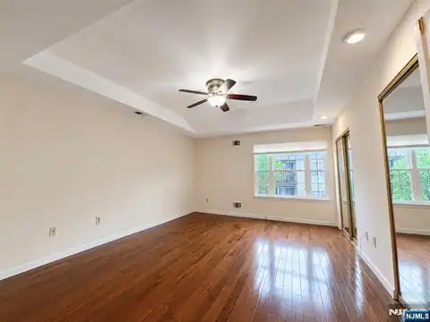 555 Ridge Lane, Fort Lee, NJ 07024 — photo 24