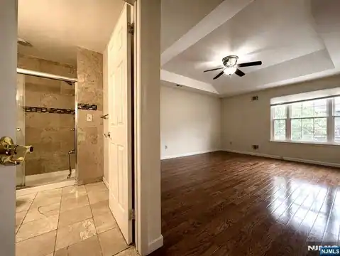 555 Ridge Lane, Fort Lee, NJ 07024 — photo 25