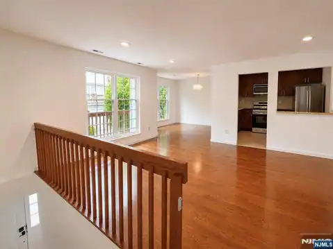 555 Ridge Lane, Fort Lee, NJ 07024 — photo 6