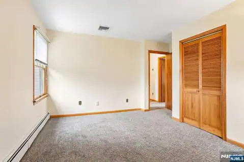 488 Cedar Lane, Paramus, NJ 07652 — photo 24