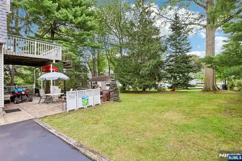 488 Cedar Lane, Paramus, NJ 07652 — photo 42