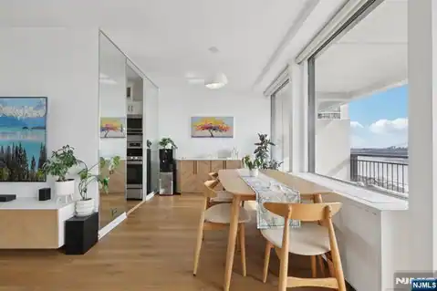 2 Horizon Road 1428, Fort Lee, NJ 07024 — photo 13