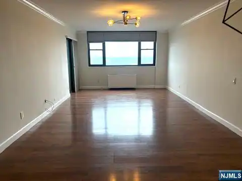 250 Gorge Road 28E, Cliffside Park, NJ 07010 — photo 7