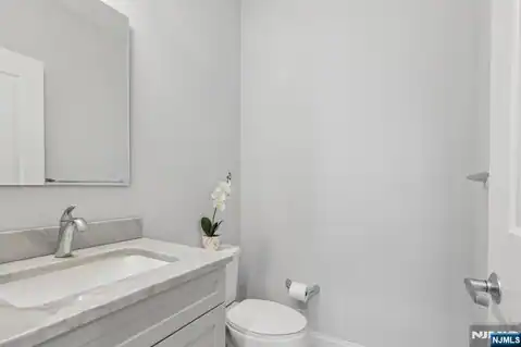 99 Spring Valley Road 103, Montvale, NJ 07645 — photo 12